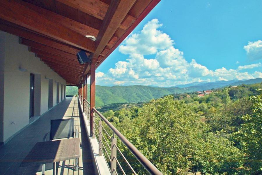 Omilaia Gardiki Exterior foto